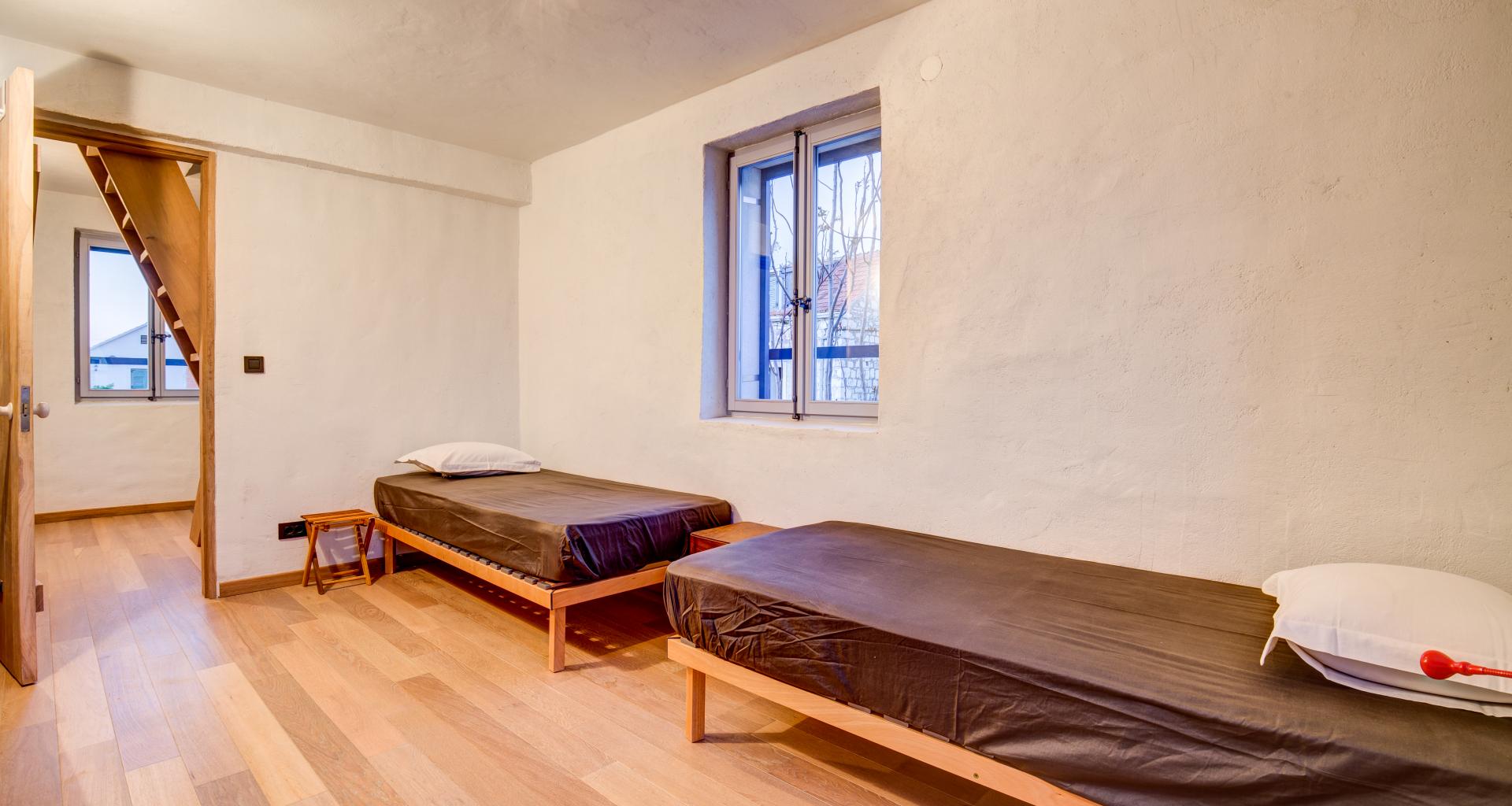 Apartmani i sobe